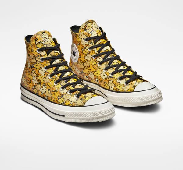 Men's Converse Peanuts Chuck 70 High Tops Shoes Yellow / Gold | CV-873YPU