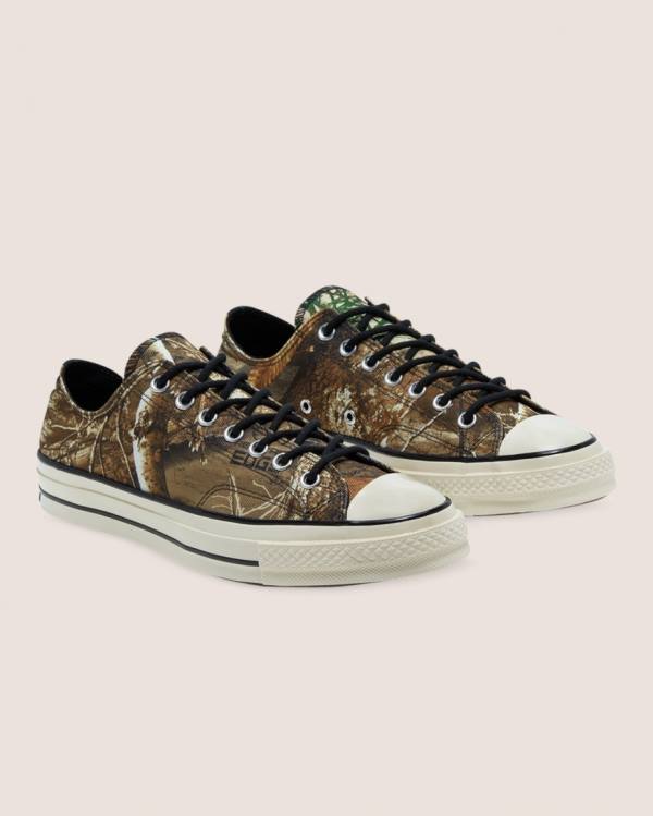 Women's Converse Chuck 70 Realtree Edge Camo Print Utility Low Tops Shoes Brown | CV-802FIR