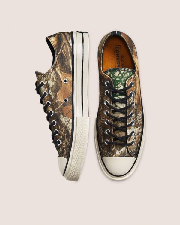 Women's Converse Chuck 70 Realtree Edge Camo Print Utility Low Tops Shoes Brown | CV-802FIR