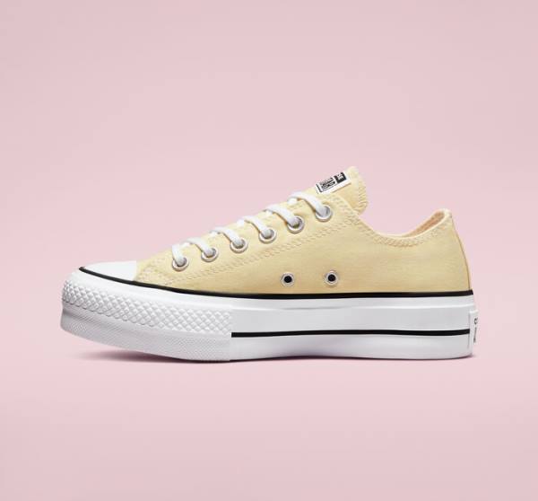 Women's Converse Chuck Taylor All Star Lift Platform Seasonal Color Low Tops Shoes Lemon / Black / White | CV-429BMF