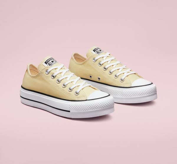 Women's Converse Chuck Taylor All Star Lift Platform Seasonal Color Low Tops Shoes Lemon / Black / White | CV-429BMF