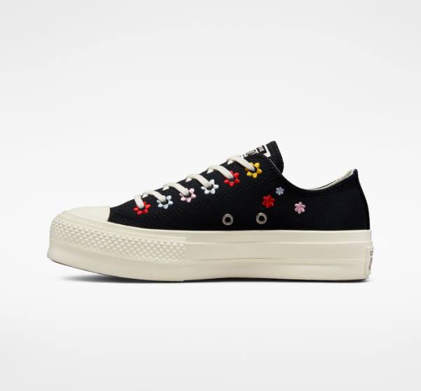 Women's Converse Chuck Taylor All Star Lift Platform Floral Embroidery Low Tops Shoes Black / Multicolor | CV-619XVC