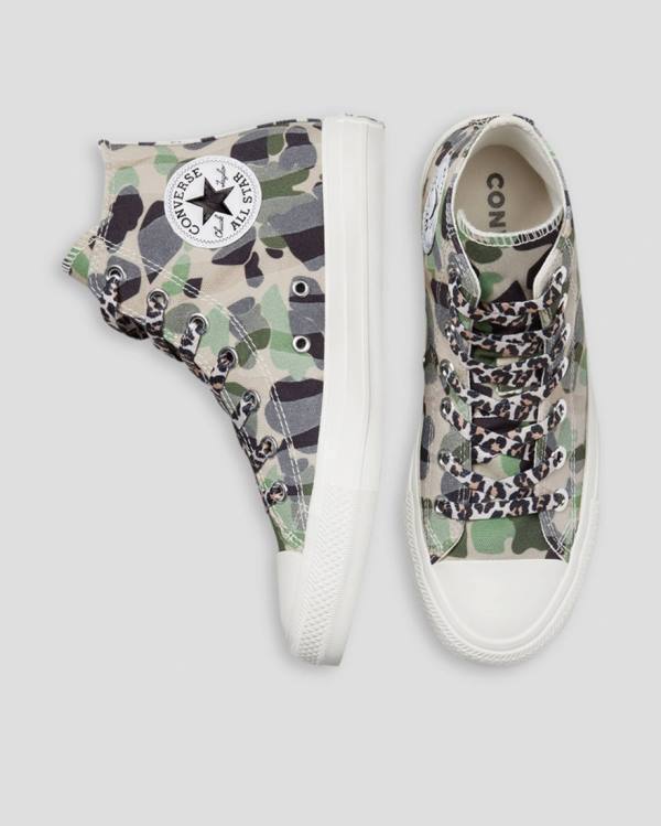 Women's Converse Chuck Taylor Archive Print High Tops Shoes Camo | CV-692DMQ